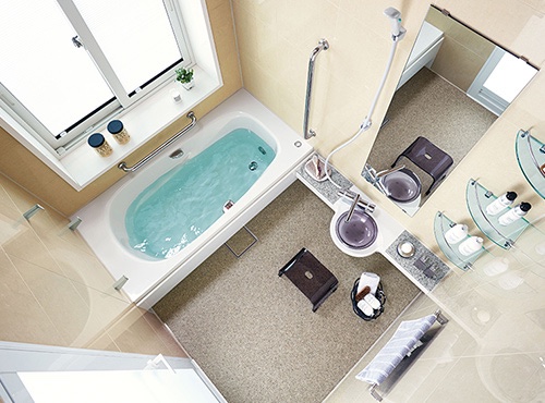 Kamar mandi Rumah Menshin dari perspektif atas